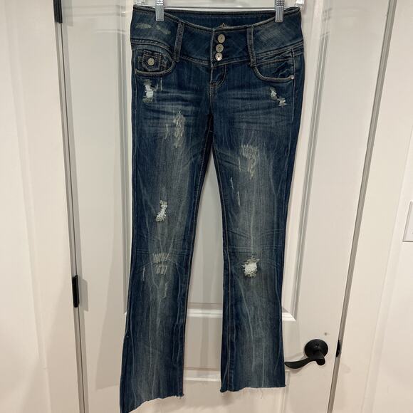 Almost Famous Denim Jeans Skinny Women’s Size 1 Blue Distressed Raw Hem - Picture 1 of 8
